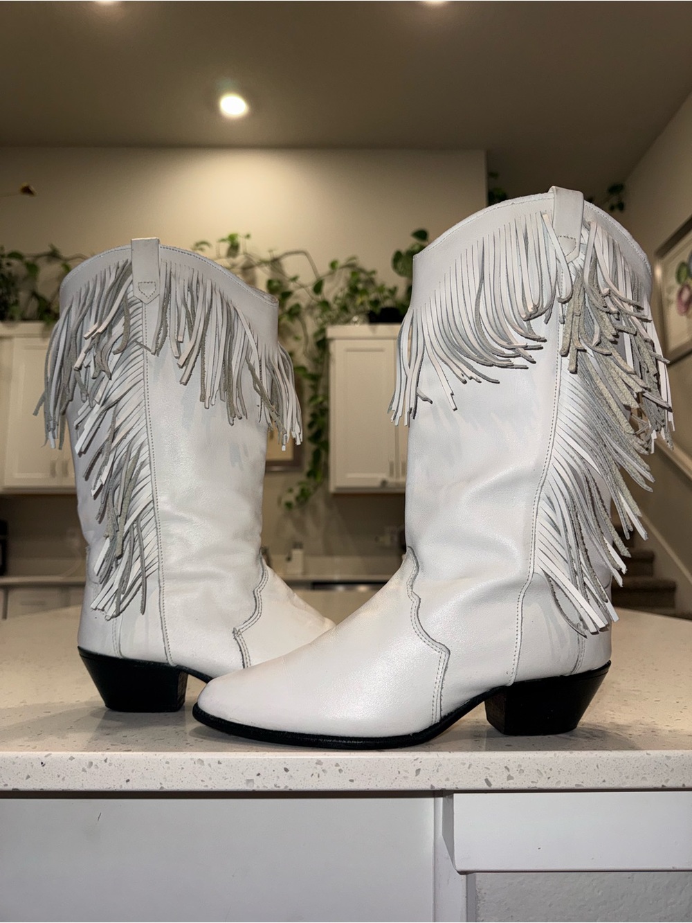 Vintage Dingo White Fringe Western Mid-Heel Cowboy Boots from 1980s